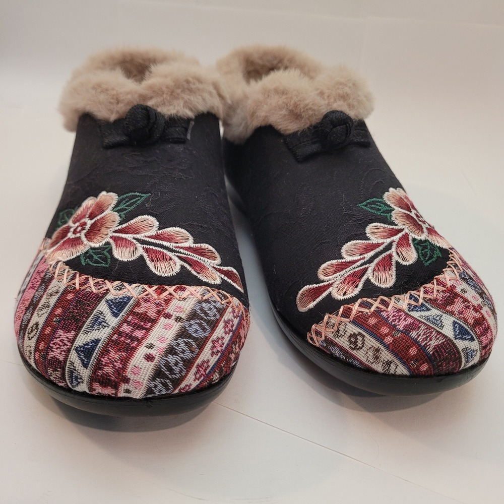 Lian Women Size 11 Black Traditional Chinese Embroidered Floral Slipper Mules - Picture 7 of 9